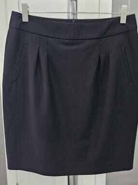 Teenflo Black Mini Skirt Size 6 – Chic Classic Fit w/ Side Pockets